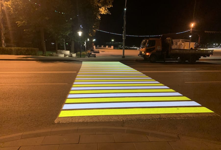 В Калужской области по нацпроекту установят еще 11 проекционных пешеходных переходов